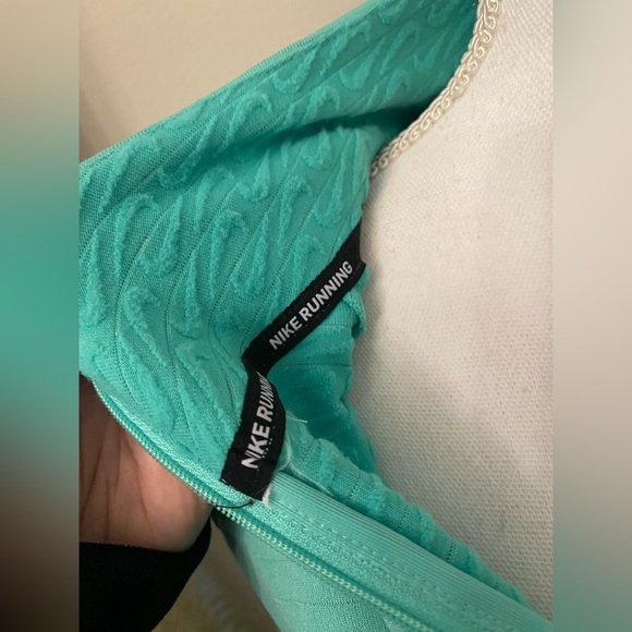 Nike Plus Top - Picture 5 of 6